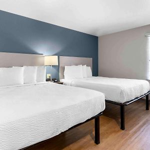 Standard Queen Room Two Queen Beds Non Smoking